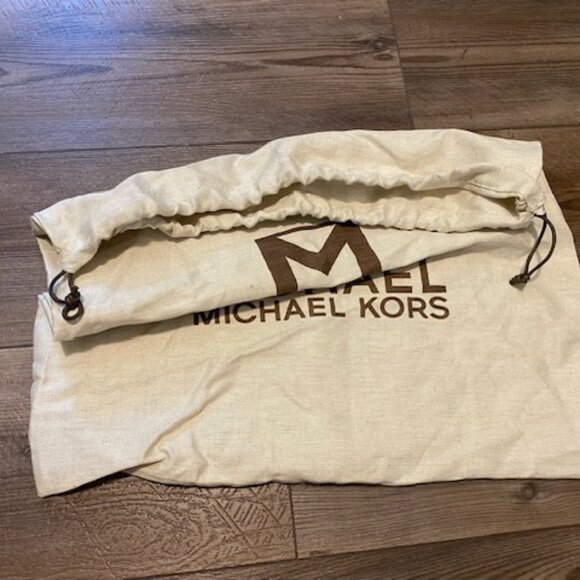 MICHAEL KORS * Medium BLUE SUEDE * multi pocket shoulderbag / purse with DUSTBAG - Picture 16 of 16